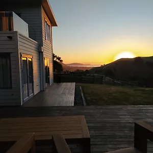 Apartment Luxury Stay, Alpaca Farm, Paraparaumu